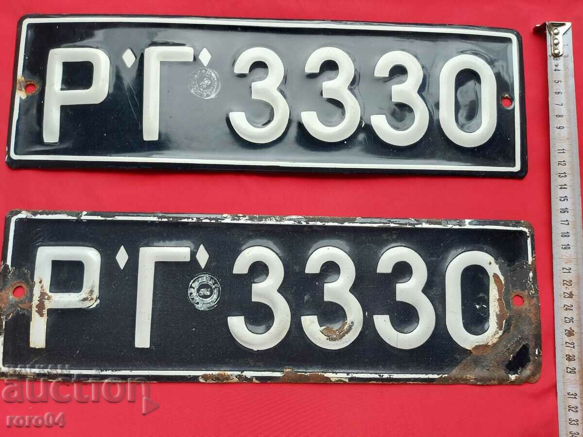 ENAMEL NUMBERS - PAIR - 6 ENAMEL NUMBERS - PAIR - 6