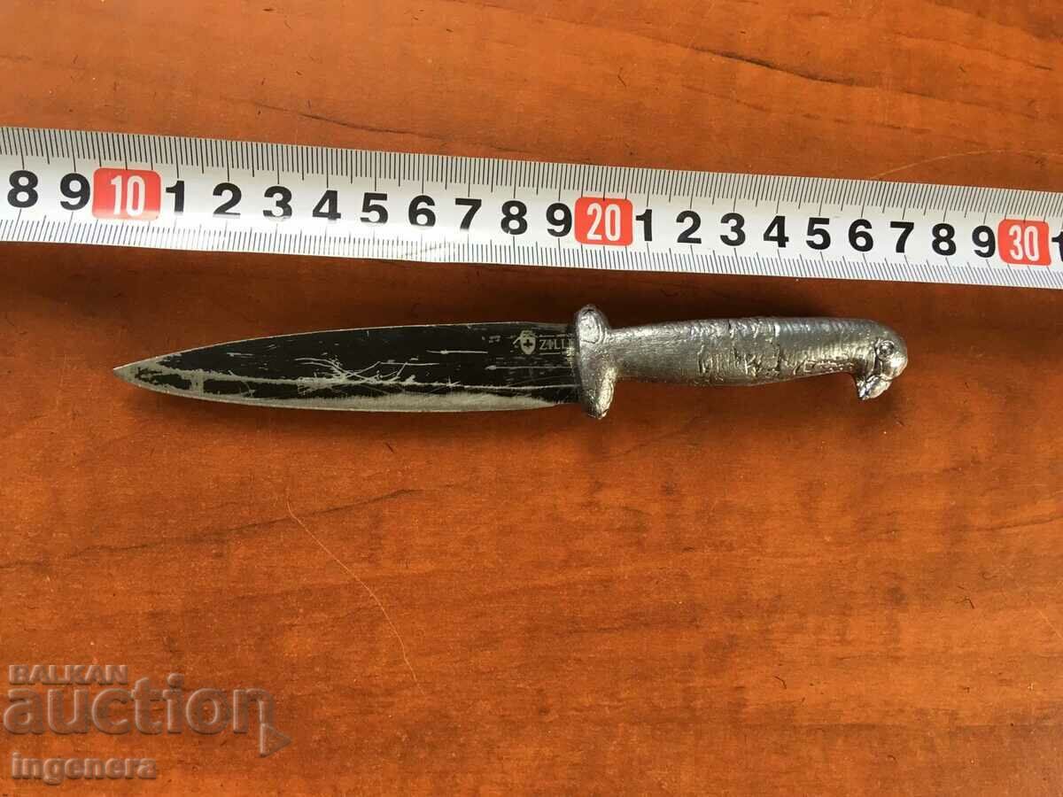 LAMA DE CUIT CU MÂNER DE PLUMB LAMA DE CUIT CU MÂNER DE PLUMB