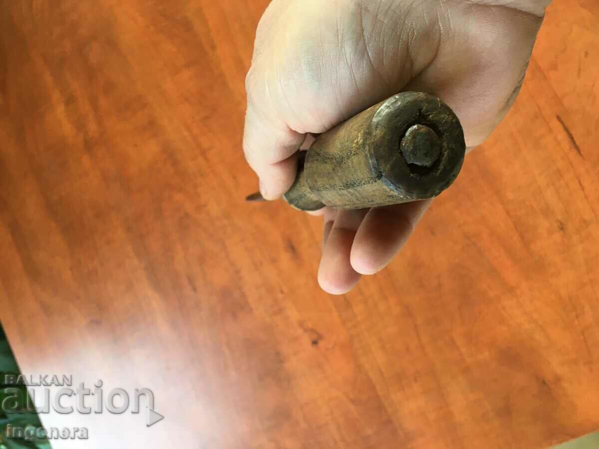 Доставка на ОТВЕРТКА ЯК ИНСТРУМЕНТ ГОЛЯМА И ЗДРАВА