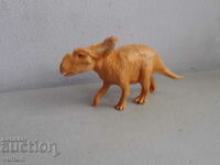 Фигура, животни: динозавър трицератопс.