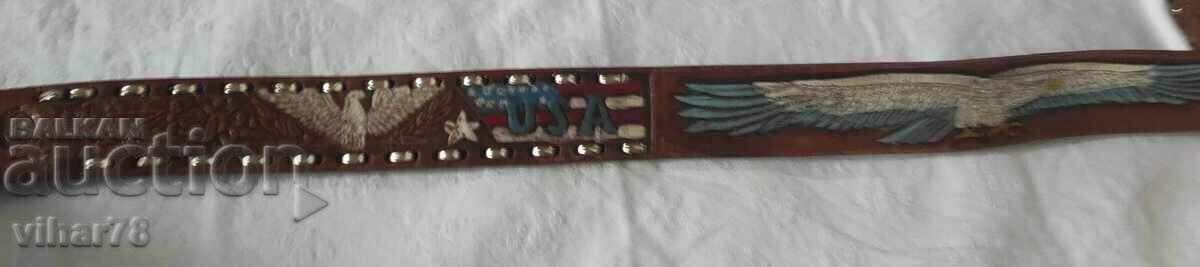 A leather belt - 6 A leather belt - 6