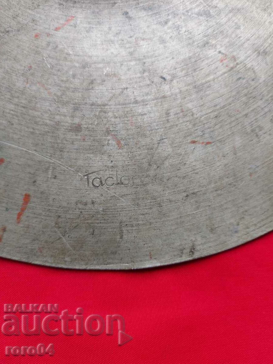 A cymbal with price 40.50 BGN | € 20.71 A cymbal with price 40.50 BGN | € 20.71