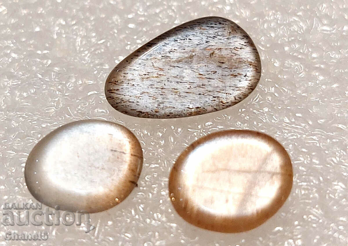 NATURAL MOON STONES 3 pcs. - INDIA - (431) with price 22.00 BGN | € 11.25 NATURAL MOON STONES 3 pcs. - INDIA - (431) with price 22.00 BGN | € 11.25