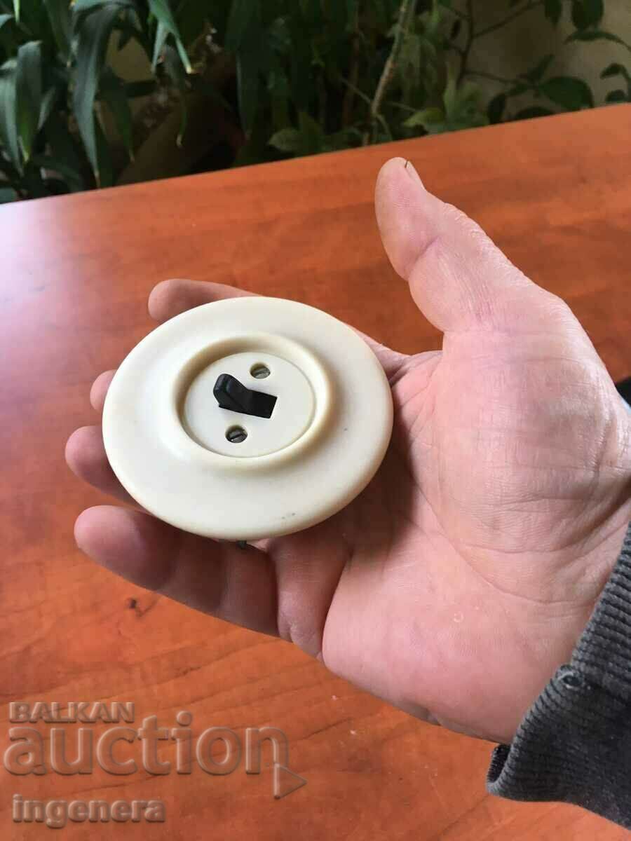 ELECTRIC WRENCH RETRO BAKELITE with price 17.00 BGN | € 8.69 ELECTRIC WRENCH RETRO BAKELITE with price 17.00 BGN | € 8.69