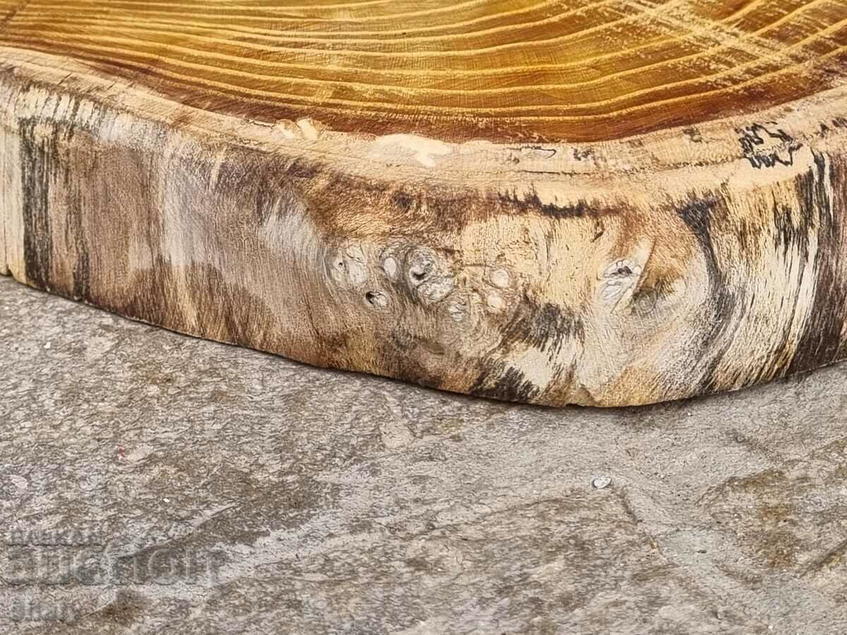 Delivery of Large board for cutting appetizers. Delivery of Large board for cutting appetizers.