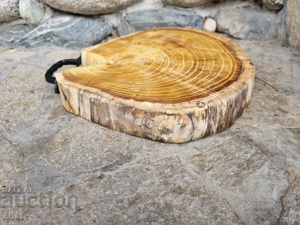 Large board for cutting appetizers. - 5 Large board for cutting appetizers. - 5