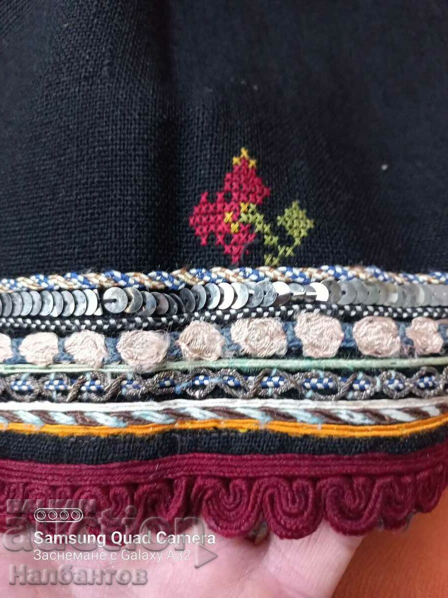 Delivery of OLD THRACIAN SUKMAN WEAR Delivery of OLD THRACIAN SUKMAN WEAR