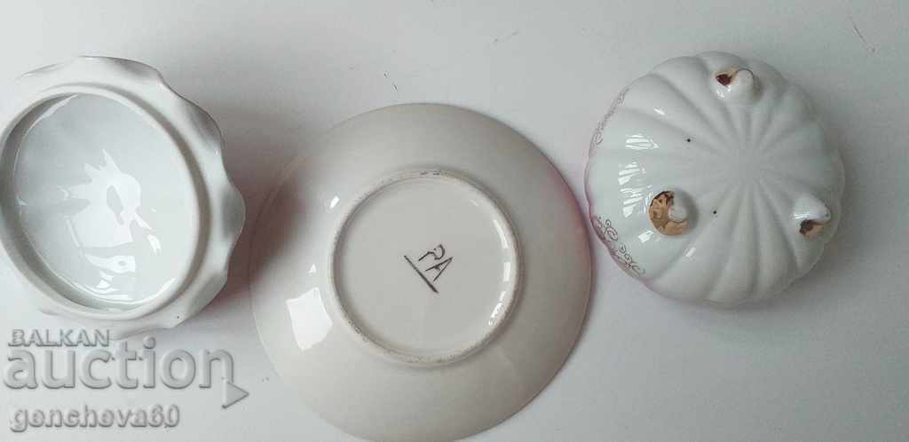 Auction Beautiful delicate porcelain sugar bowl/Vintage Auction Beautiful delicate porcelain sugar bowl/Vintage