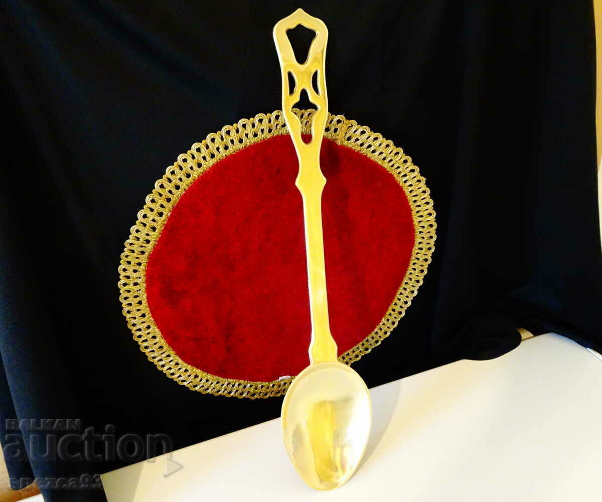 Auction Antique bronze spoon, ladle 45 cm. Auction Antique bronze spoon, ladle 45 cm.