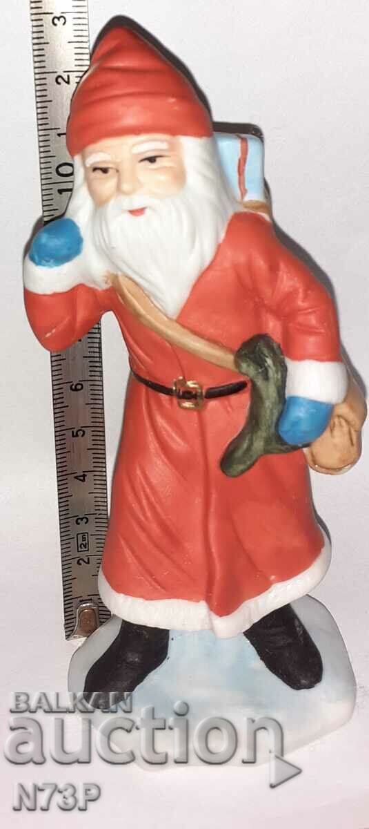 OLD PORCELAIN FIGURE. SANTA CLAUS.. - 6 OLD PORCELAIN FIGURE. SANTA CLAUS.. - 6
