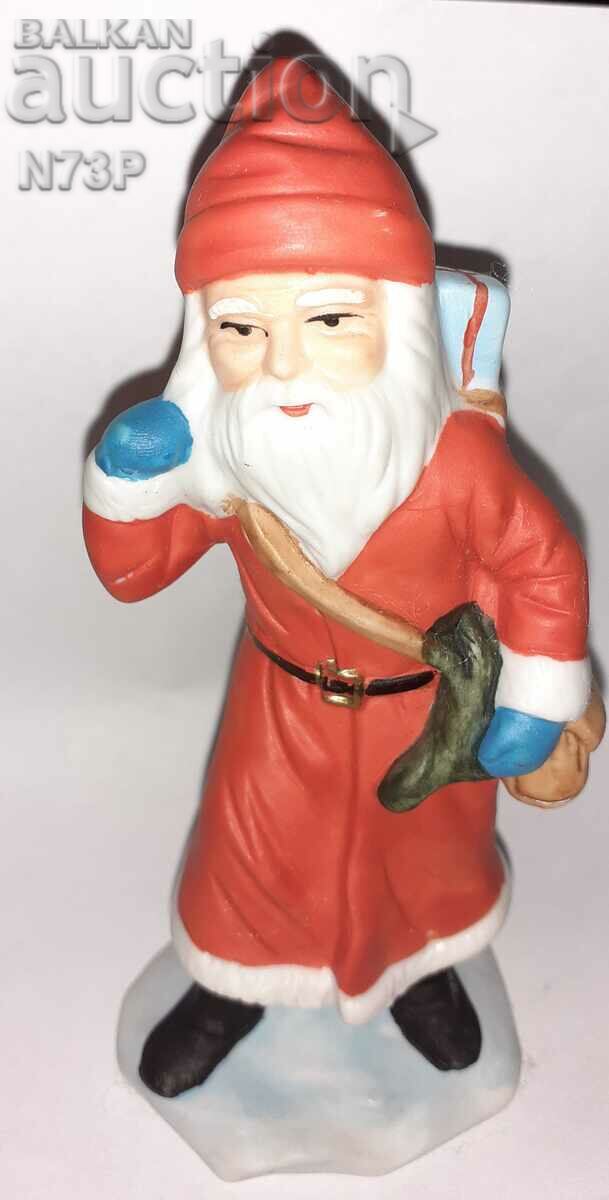 OLD PORCELAIN FIGURE. SANTA CLAUS.. - 7 OLD PORCELAIN FIGURE. SANTA CLAUS.. - 7