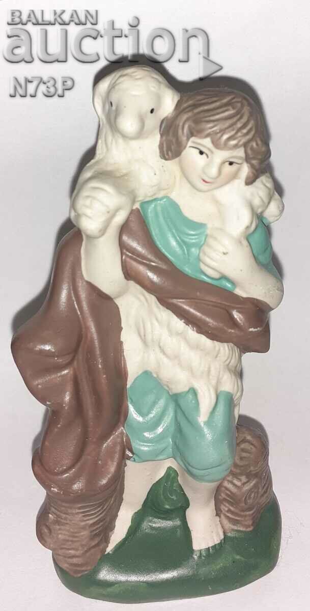 OLD PORCELAIN FIGURE. C.N.G. - 7 OLD PORCELAIN FIGURE. C.N.G. - 7