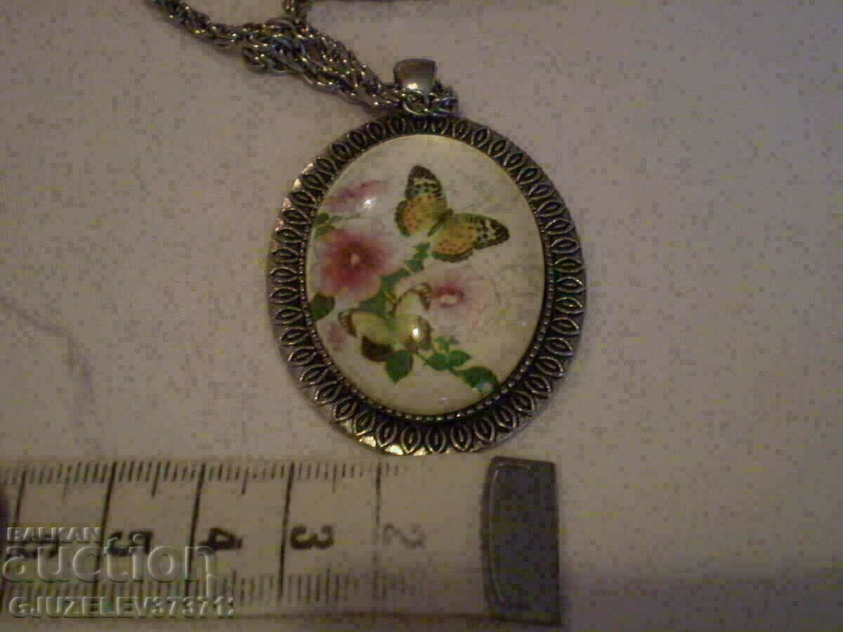 locket vintage style butterfly and flowers - 6 locket vintage style butterfly and flowers - 6