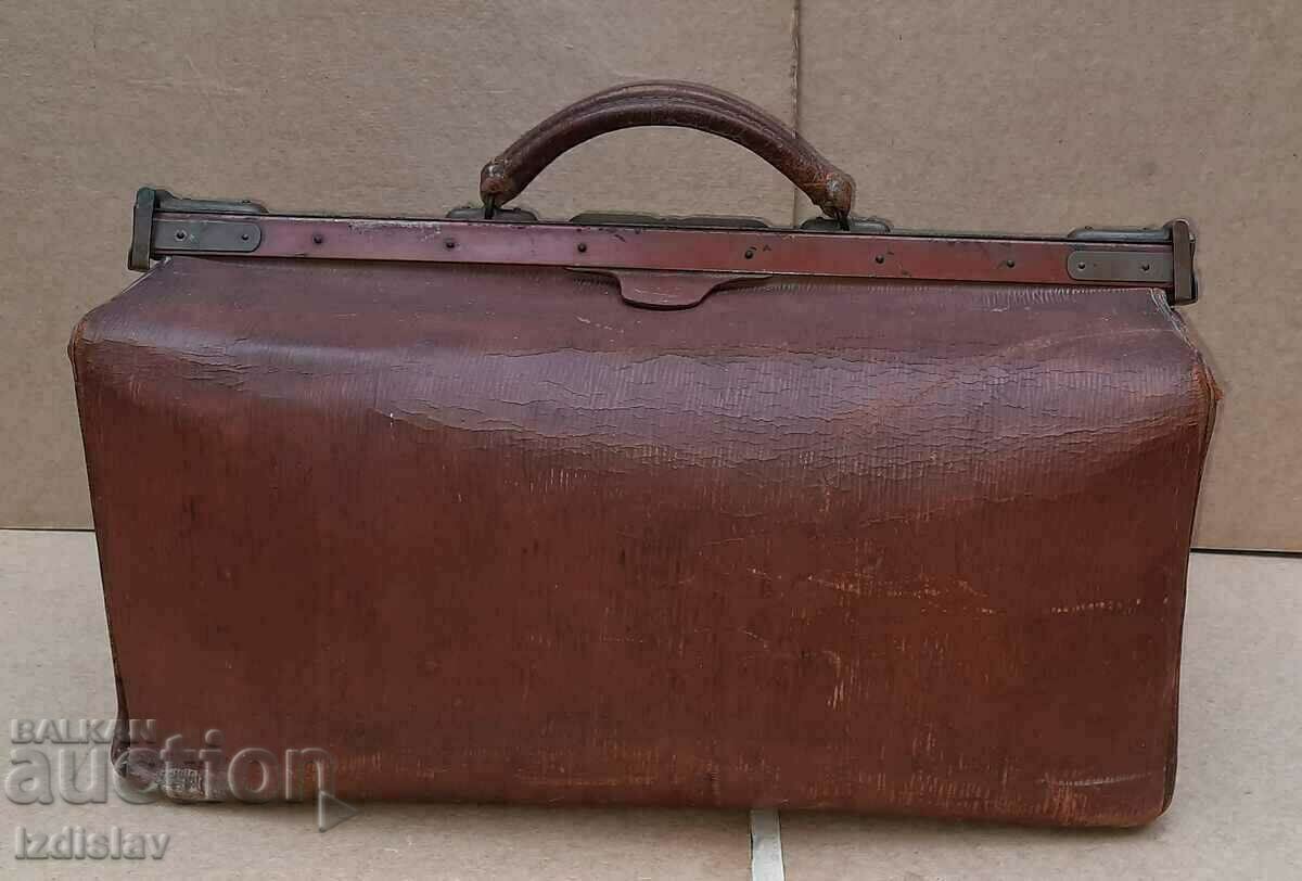 Doctor's bag, beginning of the 19th century