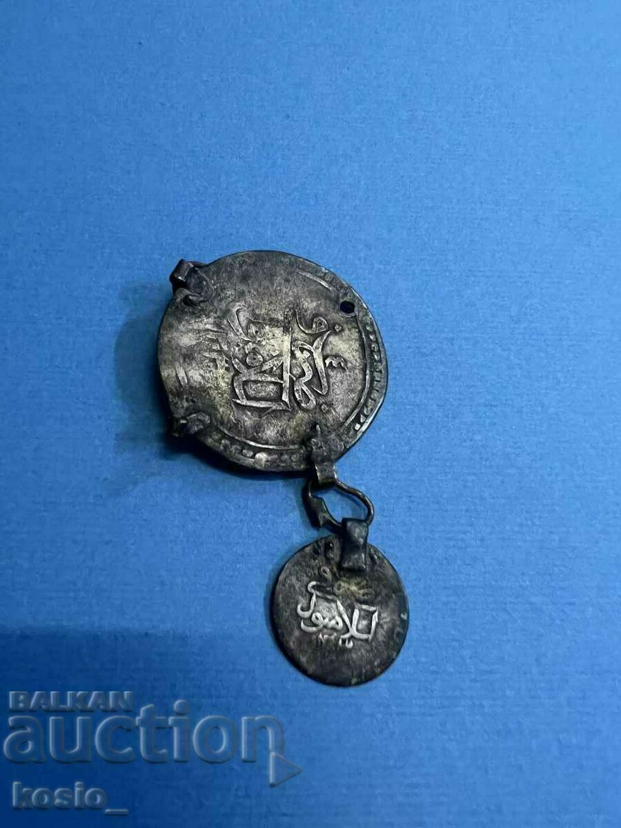 Стара турска монета от накит