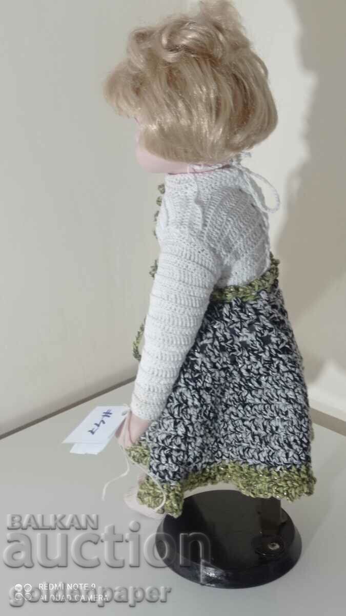 Porcelain doll 40 cm with price 15.00 BGN | € 7.67 Porcelain doll 40 cm with price 15.00 BGN | € 7.67