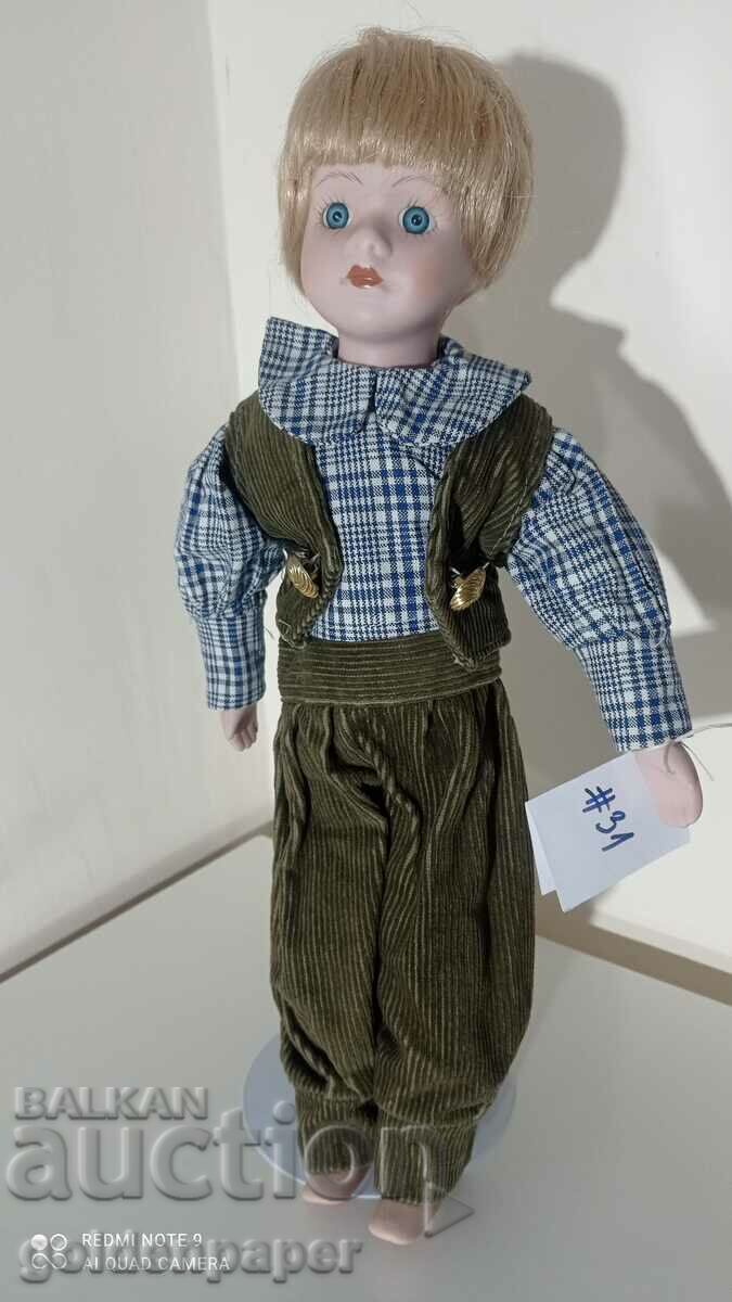 Порцеланова кукла 40 см