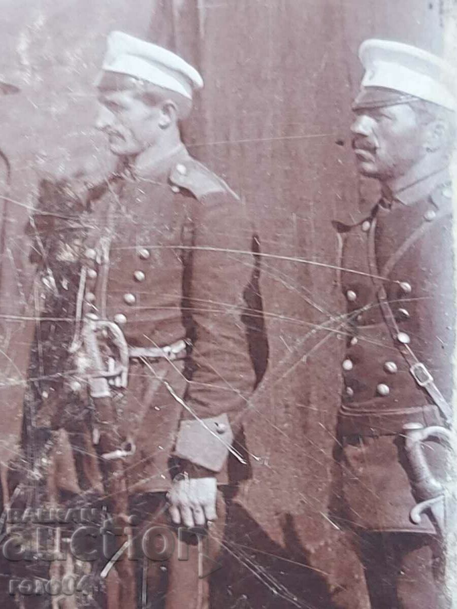 Licitație fotografii vechi - CARTON