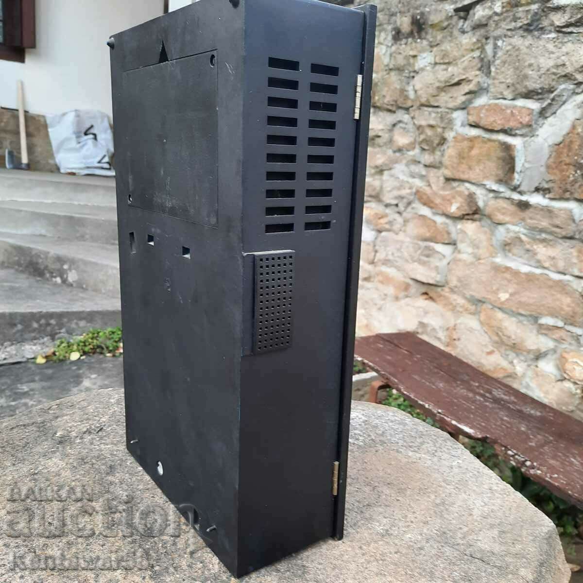 Metron wall clock. - 5 Metron wall clock. - 5