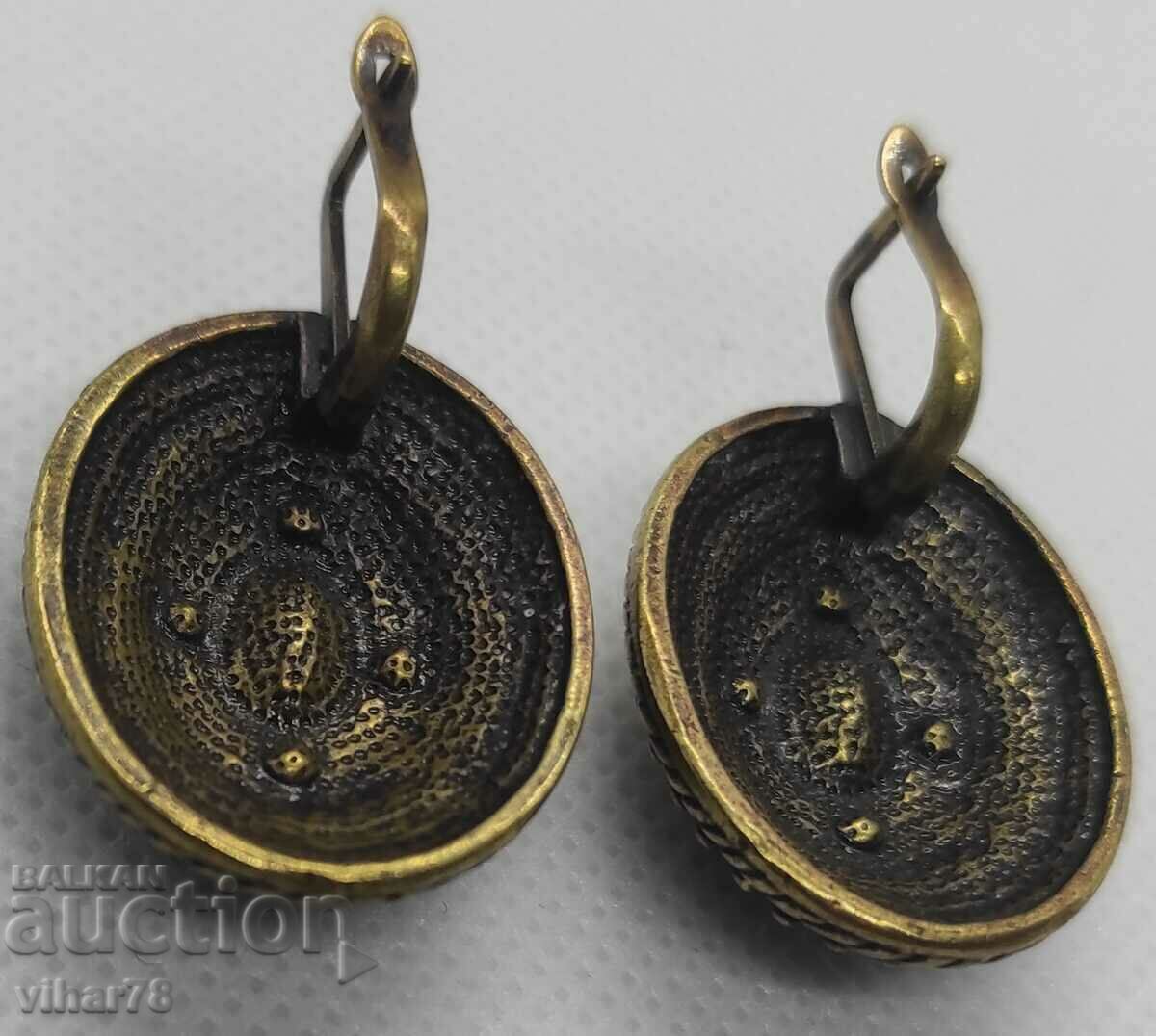 Old bronze earrings - 6 Old bronze earrings - 6
