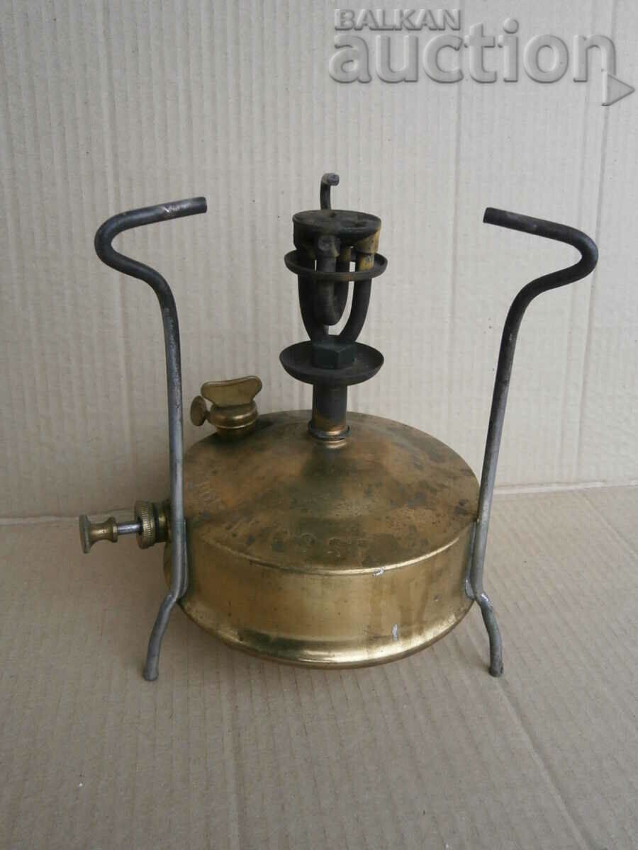 Old primus stove 20th century made iN USSR with price 41.00 BGN | € 20.96 Old primus stove 20th century made iN USSR with price 41.00 BGN | € 20.96