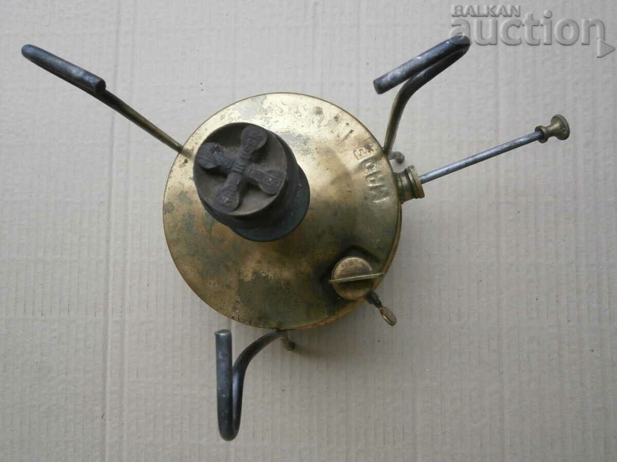 Delivery of Old primus stove 20th century made iN USSR Delivery of Old primus stove 20th century made iN USSR