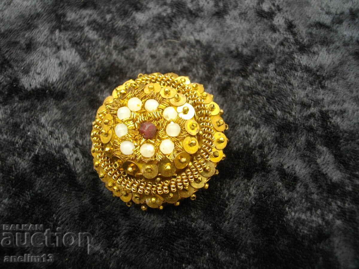 Аукцион СТАРА РЪЧНО ПРАВЕНА БРОШКА Аукцион СТАРА РЪЧНО ПРАВЕНА БРОШКА