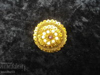 BROȘĂ VECHE MÂNĂ