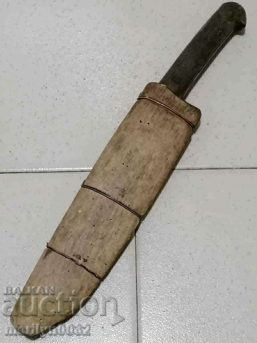 Old hand-forged knife chereni buffalo horn karakulak blade with price 269.00 BGN | € 137.54 Old hand-forged knife chereni buffalo horn karakulak blade with price 269.00 BGN | € 137.54