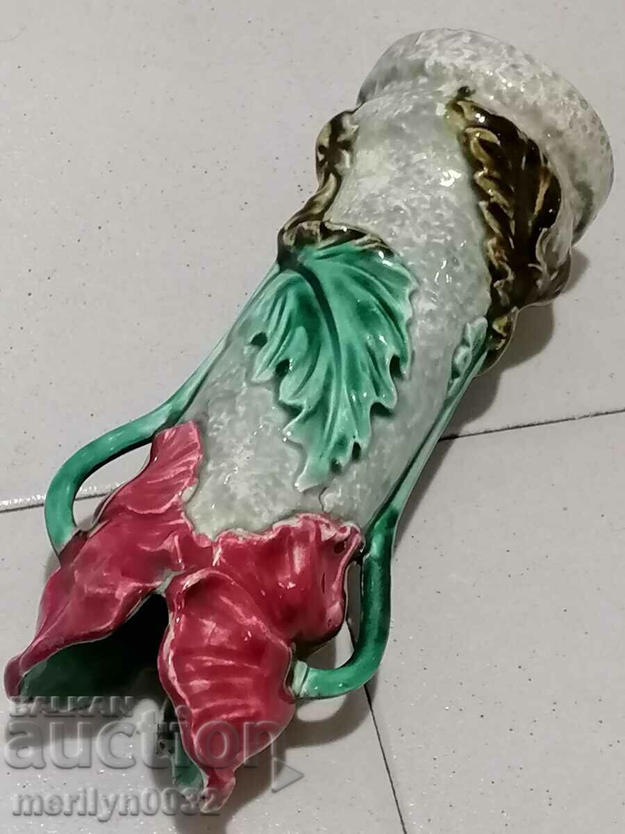 mazholika vechi, porțelan fin, vaza elegant cu preț 149.00 BGN | € 76.18