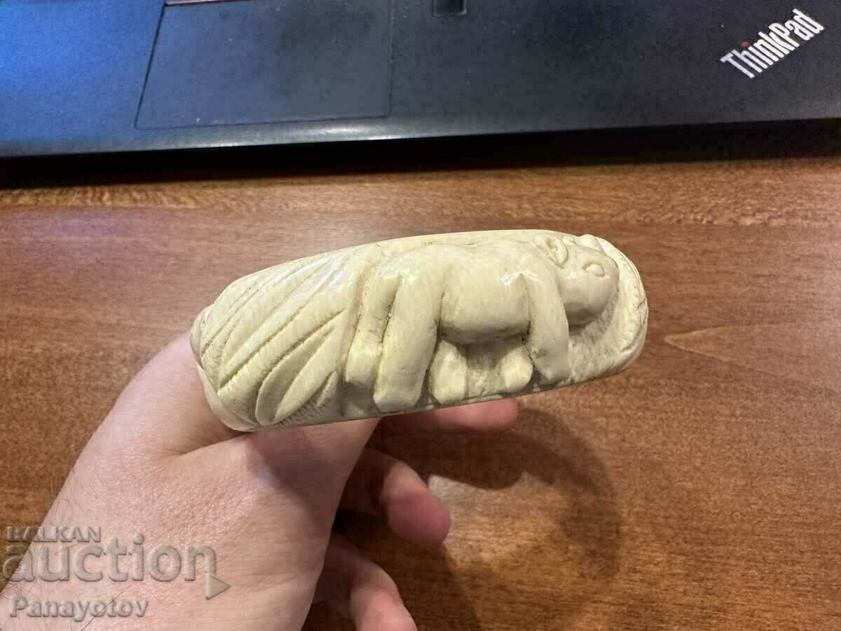 Delivery of BRACELET IVORY ORIGINAL ENGRAVINGS UNIQUE AFRICA Delivery of BRACELET IVORY ORIGINAL ENGRAVINGS UNIQUE AFRICA