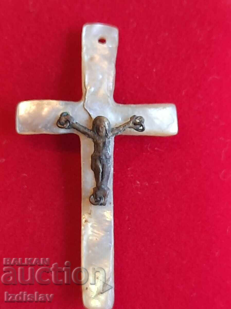 Auction  Antique mother-of-pearl cross, crucifix