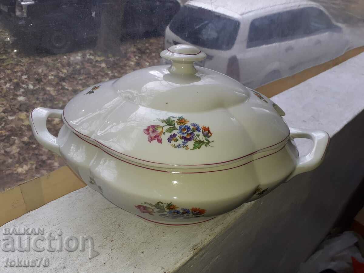 An incredible large bowl of Bulgarian porcelain with price 80.00 BGN | € 40.90 An incredible large bowl of Bulgarian porcelain with price 80.00 BGN | € 40.90