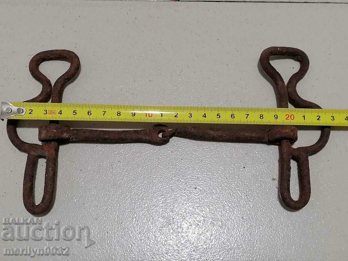 An old forged bridle reins wrought iron, a harness with price 33.00 BGN | € 16.87 An old forged bridle reins wrought iron, a harness with price 33.00 BGN | € 16.87