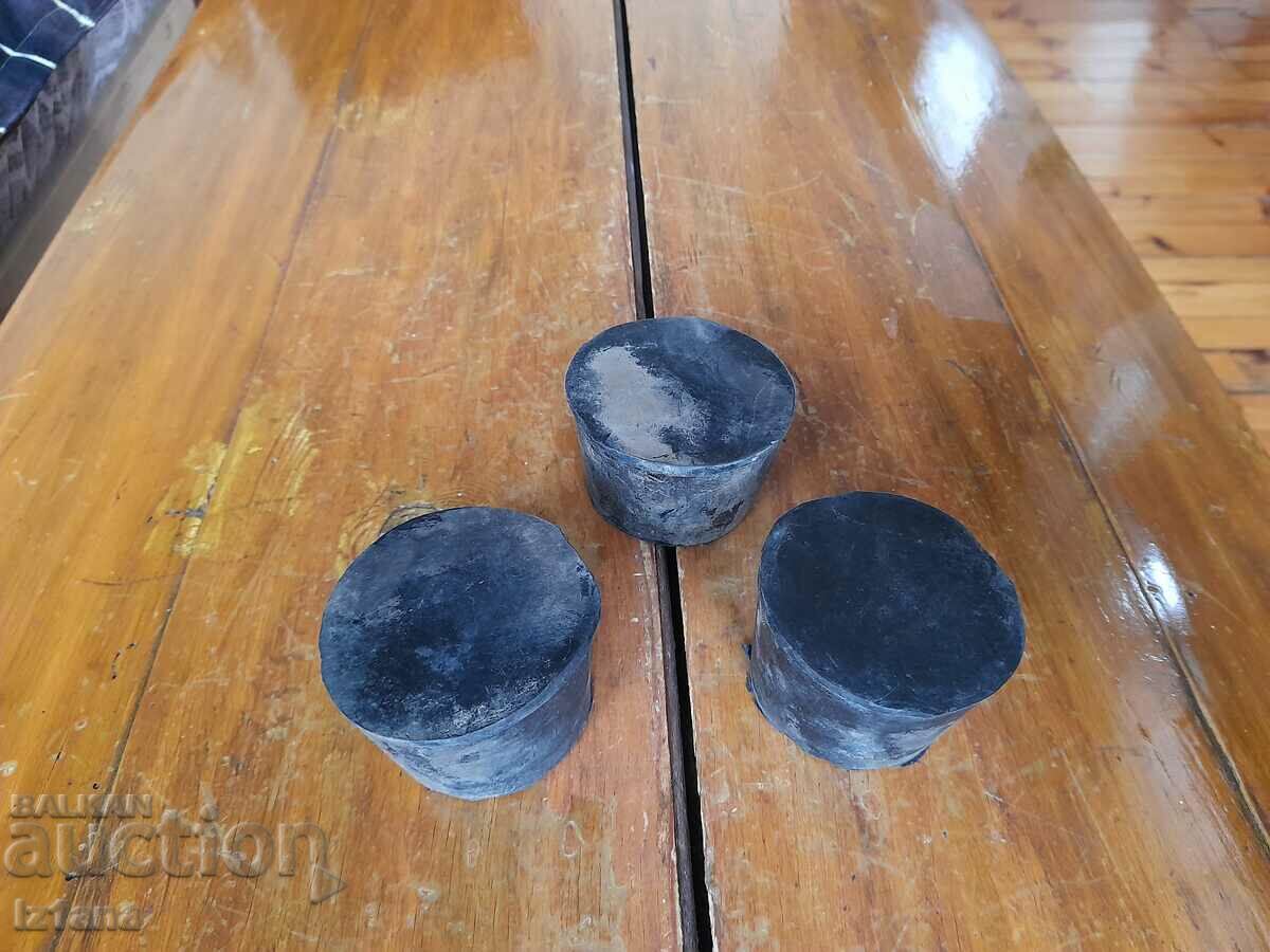 Old corks, stoppers for damajana with price 20.00 BGN | € 10.23 Old corks, stoppers for damajana with price 20.00 BGN | € 10.23