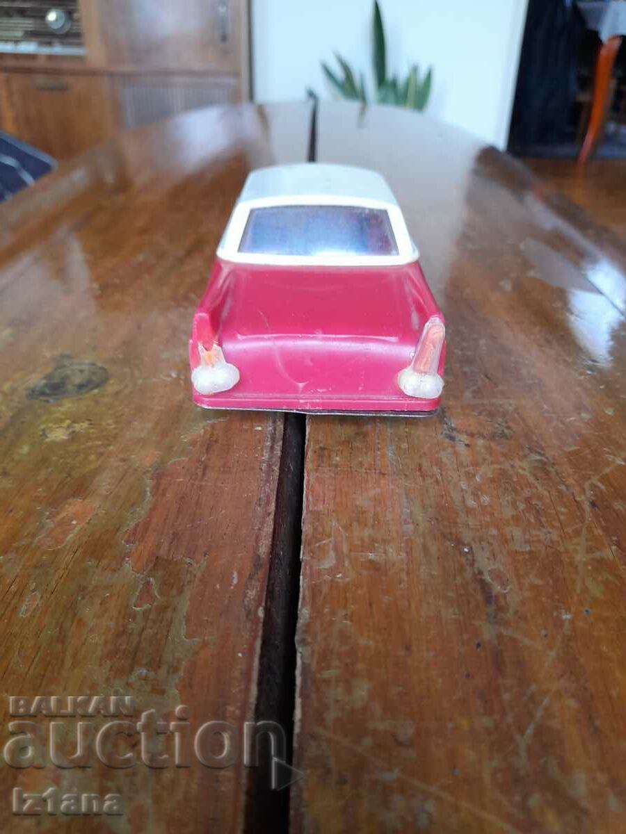 Delivery of Old car, trolley Delivery of Old car, trolley