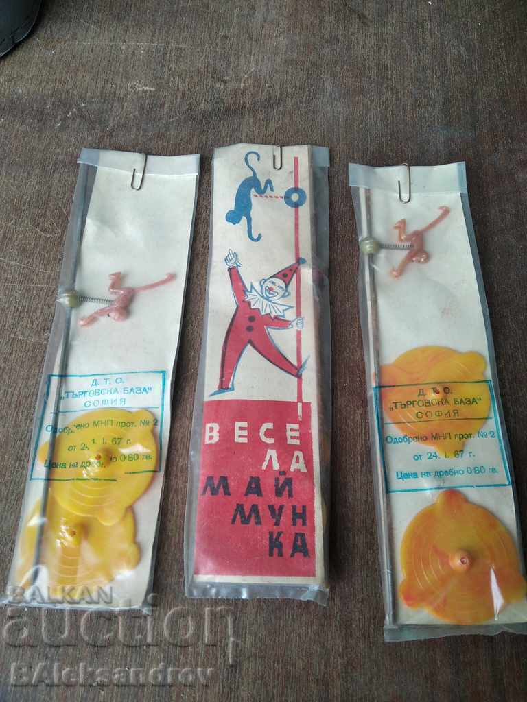 Πολλά κοινωνικά παιχνίδια στην αρχική κλειστή συσκευασία με τιμή 22.00 BGN | € 11.25 Πολλά κοινωνικά παιχνίδια στην αρχική κλειστή συσκευασία με τιμή 22.00 BGN | € 11.25