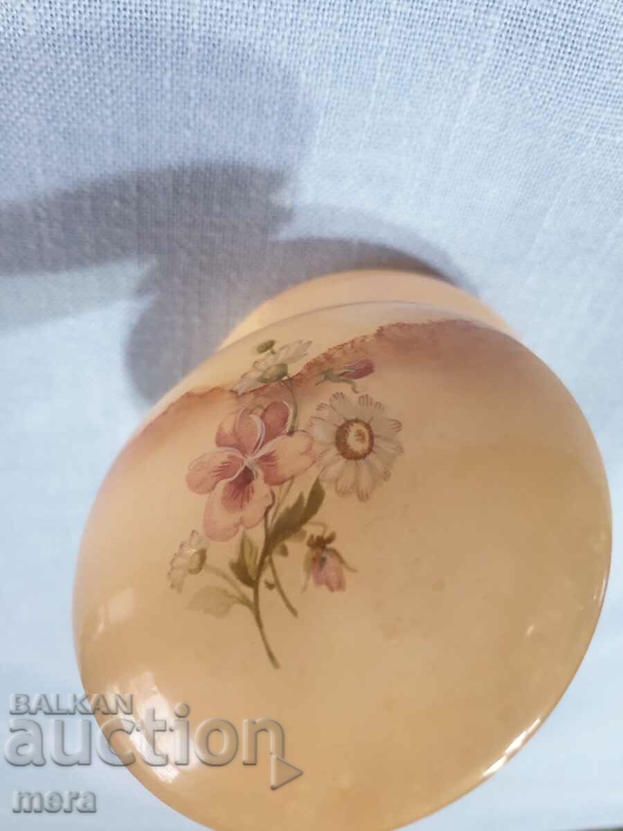 Delivery of Jewelry alabaster-genuine alabaster hand carved