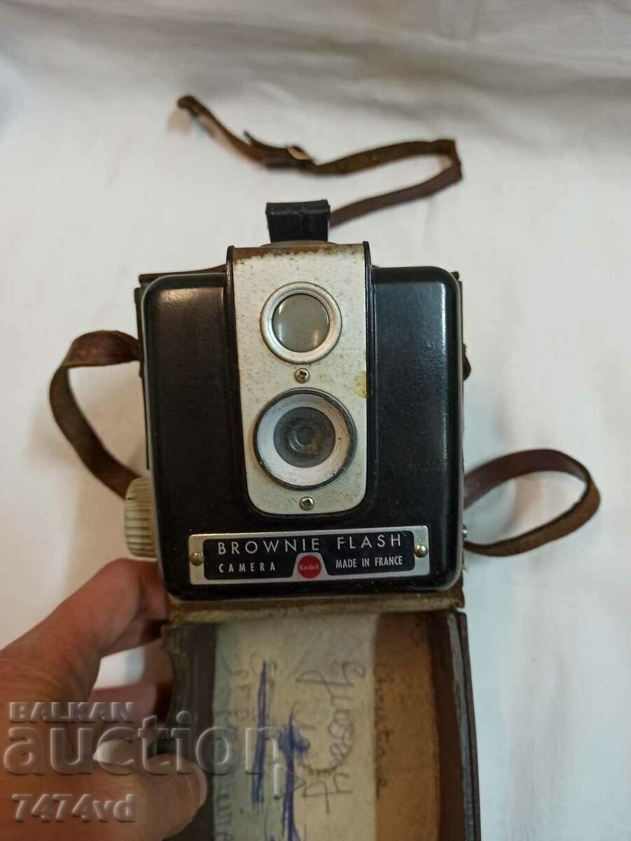 OLD KODAK CAMERA