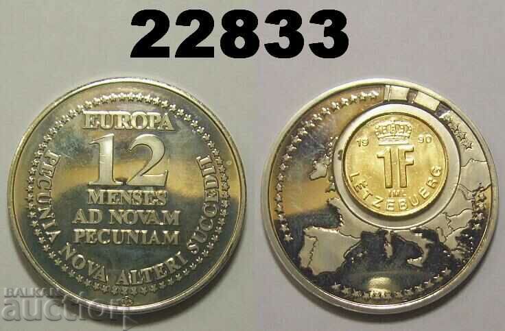Europa 12 menses Ad Novam Pecuniam Medal