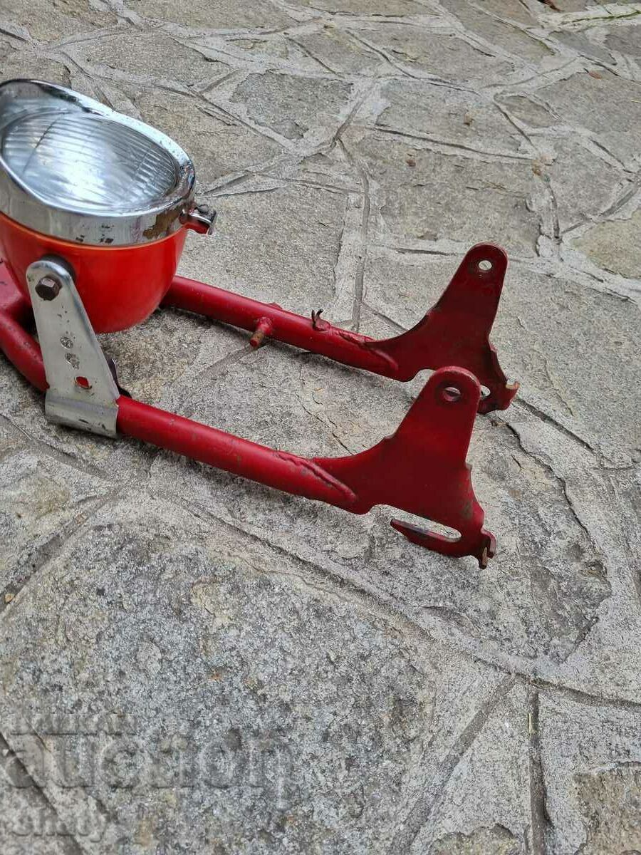 Far cu furca. cu preț 65.00 BGN | € 33.23