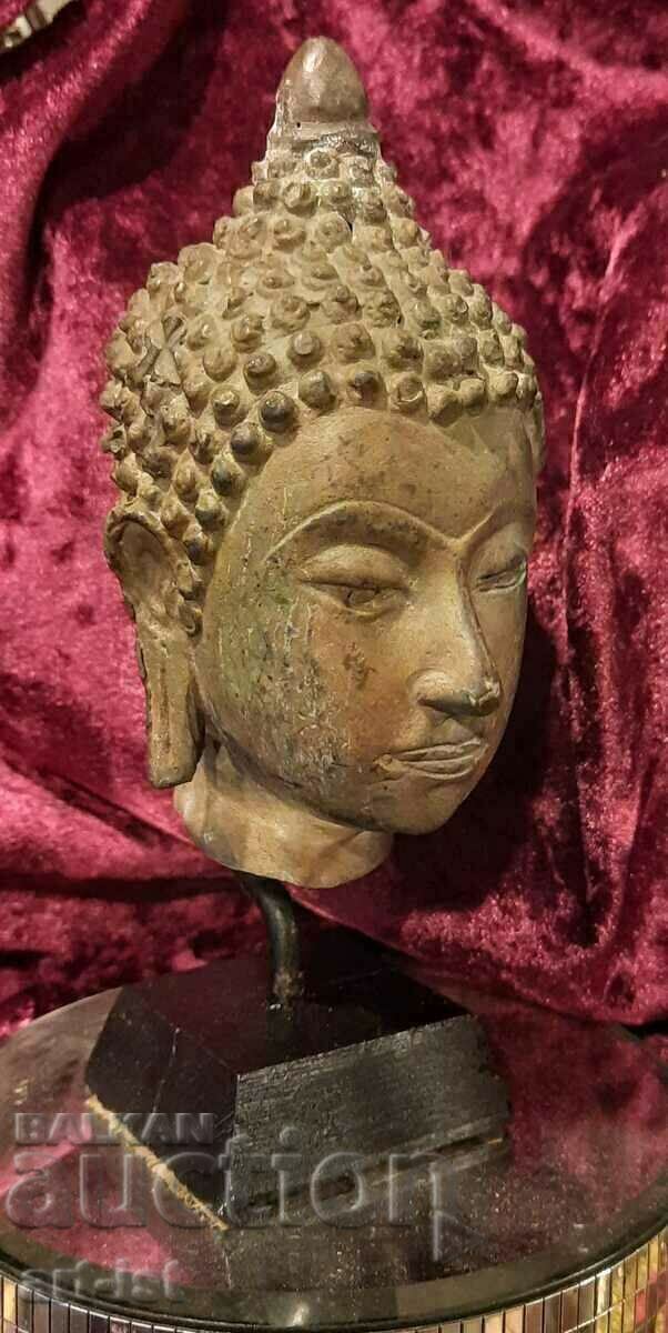 Sculptură din bronz cu capul lui Buddha cu preț € 150.00 | 293.37 BGN