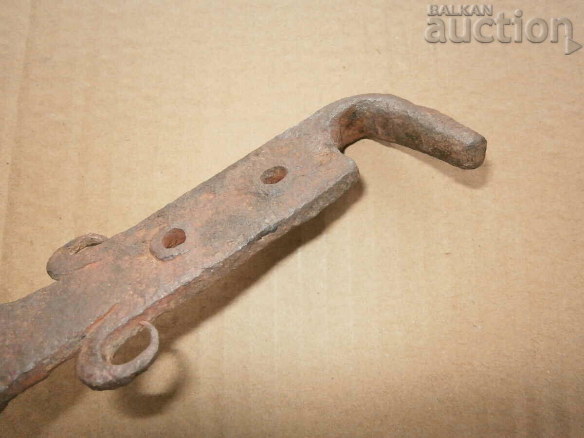 Old latch lock hook shackle wrought iron mandrel hinge - 7