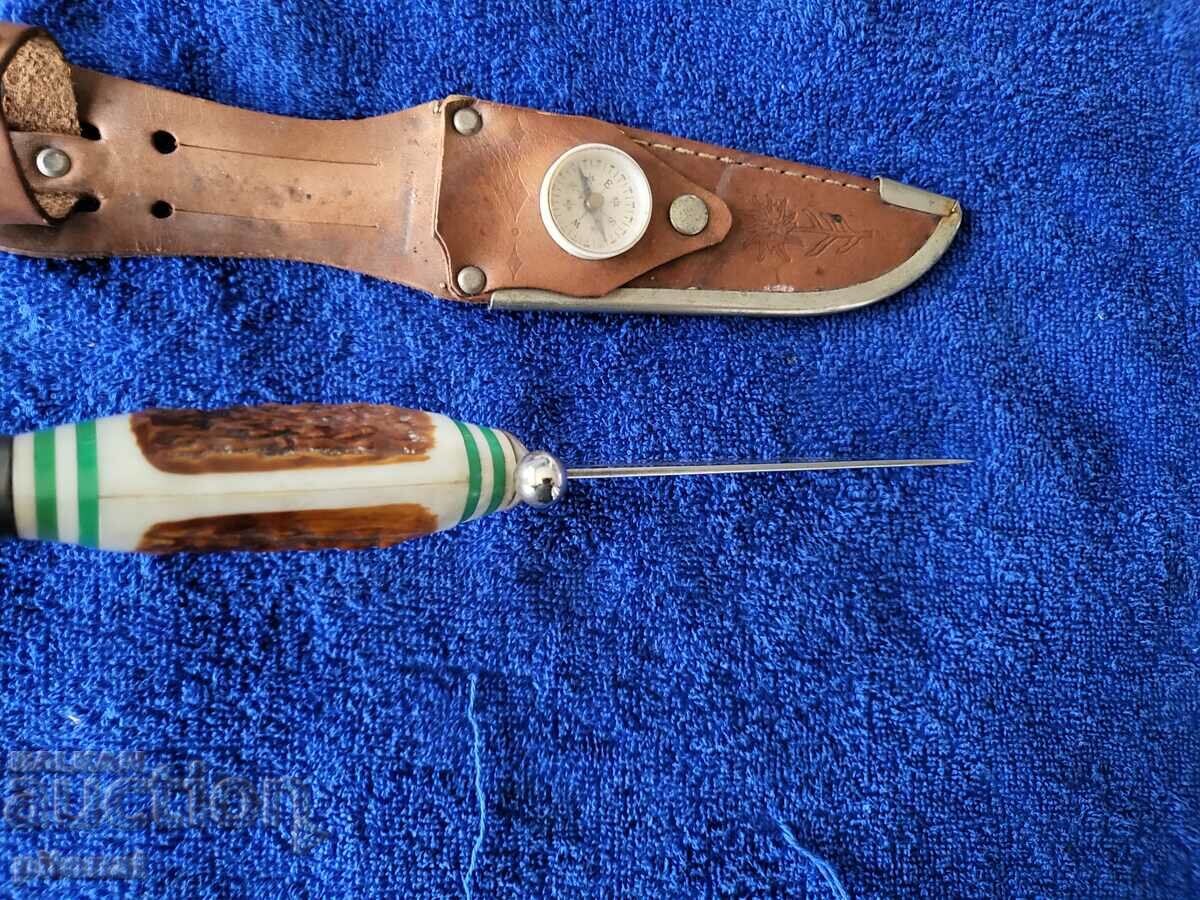 Δημοπρασία Τουριστικό κυνηγετικό μαχαίρι από τη ΛΔΓ Δημοπρασία Τουριστικό κυνηγετικό μαχαίρι από τη ΛΔΓ