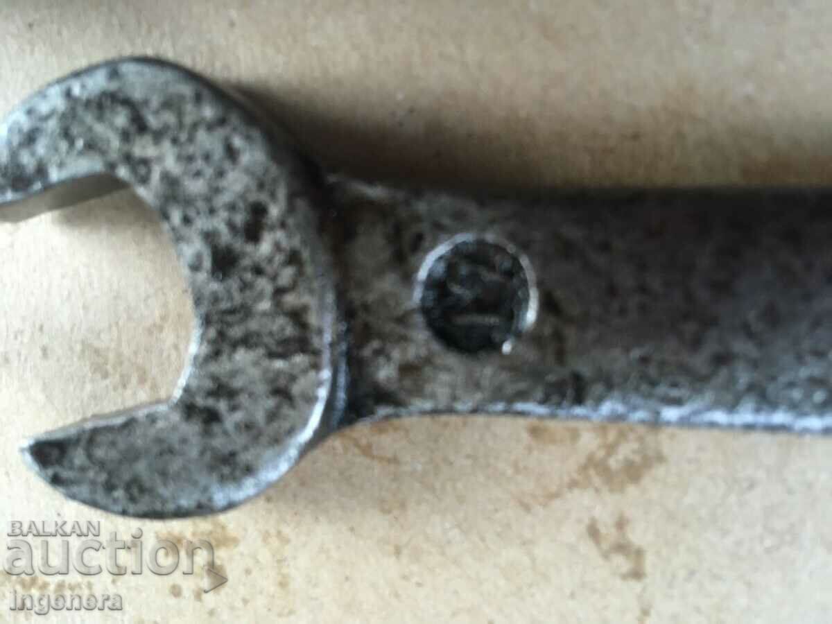 Auction KEY NUT BRAND TOOL Auction KEY NUT BRAND TOOL