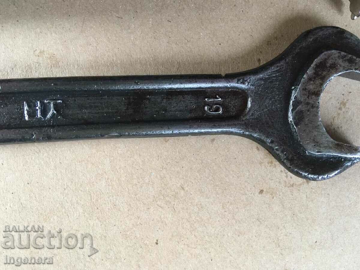 KEY NUT BRAND TOOL - 5 KEY NUT BRAND TOOL - 5