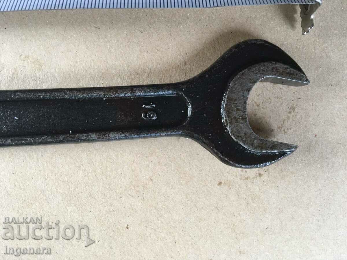 KEY NUT BRAND TOOL with price 5.00 BGN | € 2.56