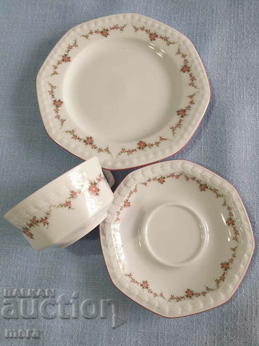 Porcelain coffee set with price 36.00 BGN | € 18.41