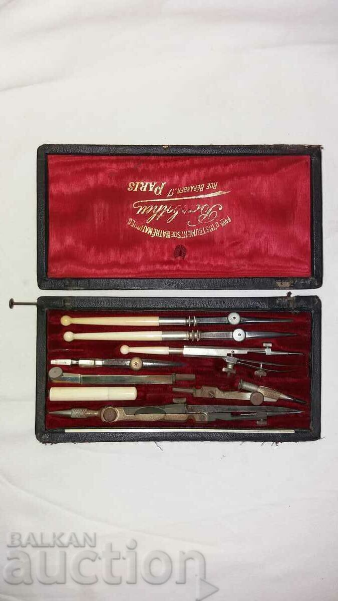 Antique bone handle ruler set Antique bone handle ruler set