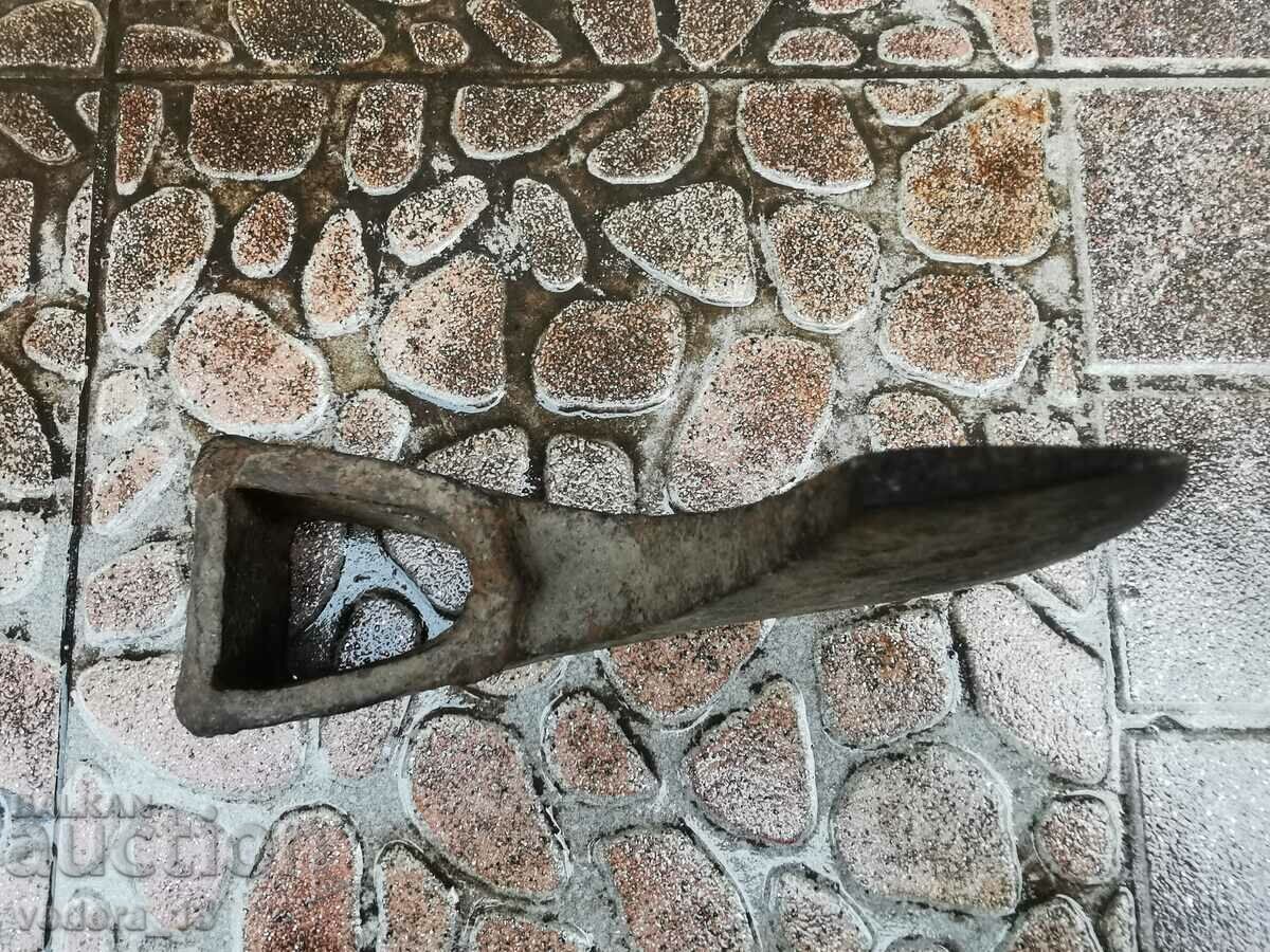 STARA BRADVA with price 25.00 BGN | € 12.78 STARA BRADVA with price 25.00 BGN | € 12.78